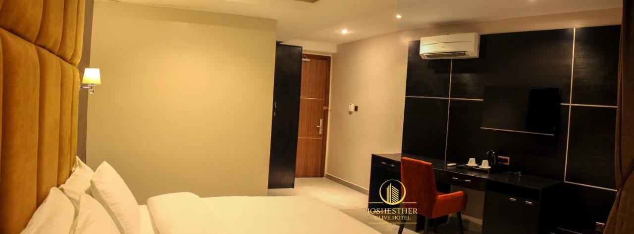 Joshesther Olive Hotel Ikeja Εξωτερικό φωτογραφία