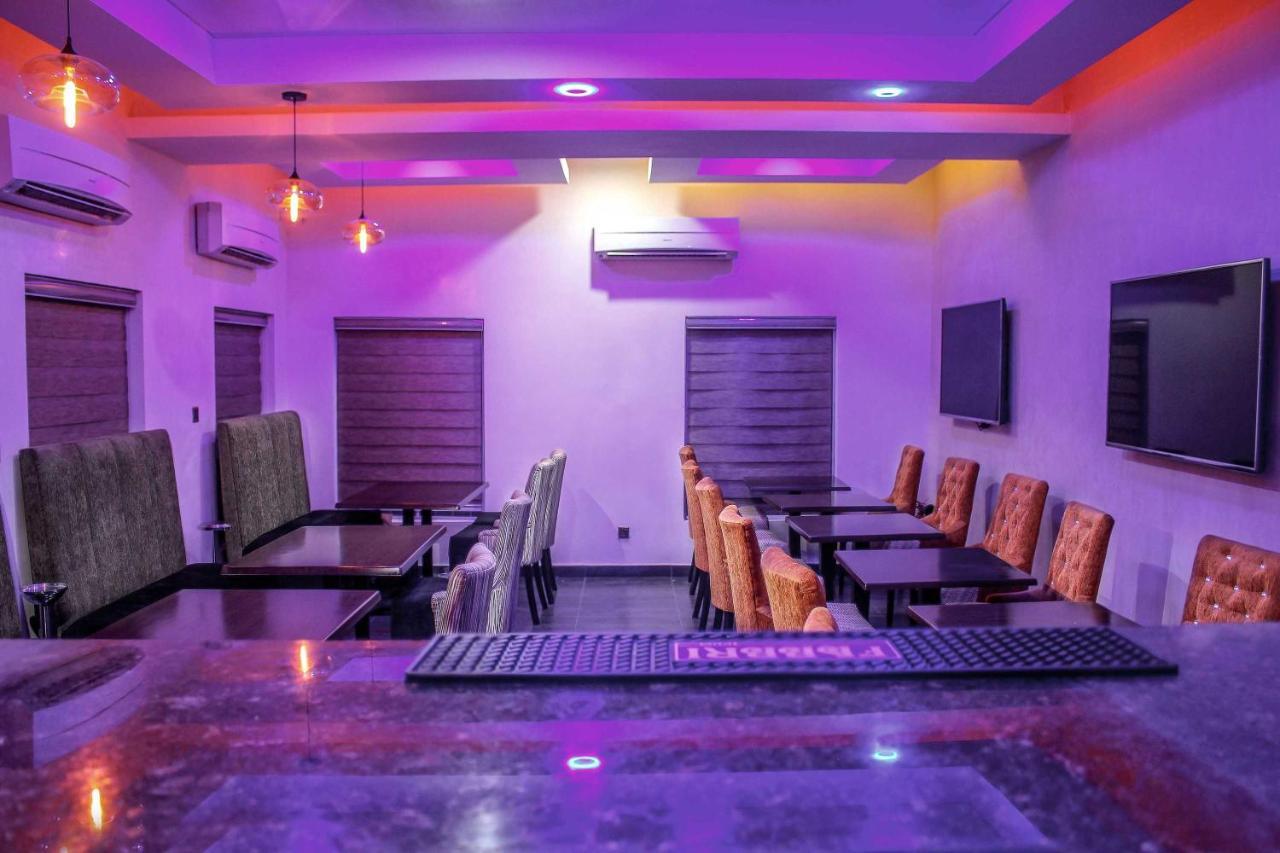 Joshesther Olive Hotel Ikeja Εξωτερικό φωτογραφία