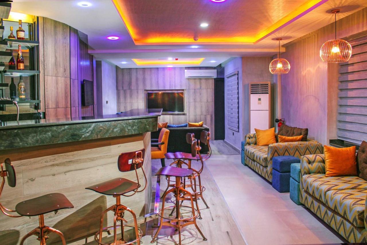 Joshesther Olive Hotel Ikeja Εξωτερικό φωτογραφία