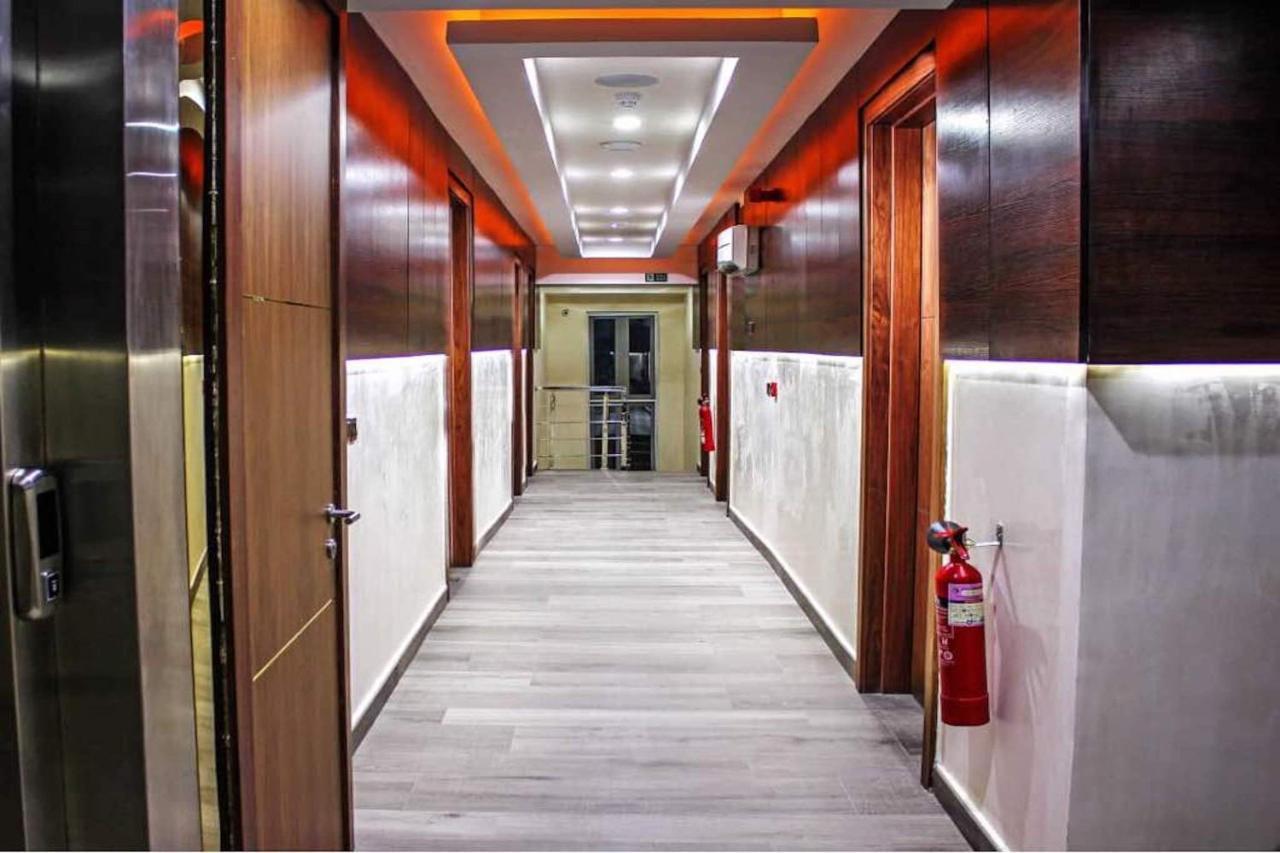 Joshesther Olive Hotel Ikeja Εξωτερικό φωτογραφία